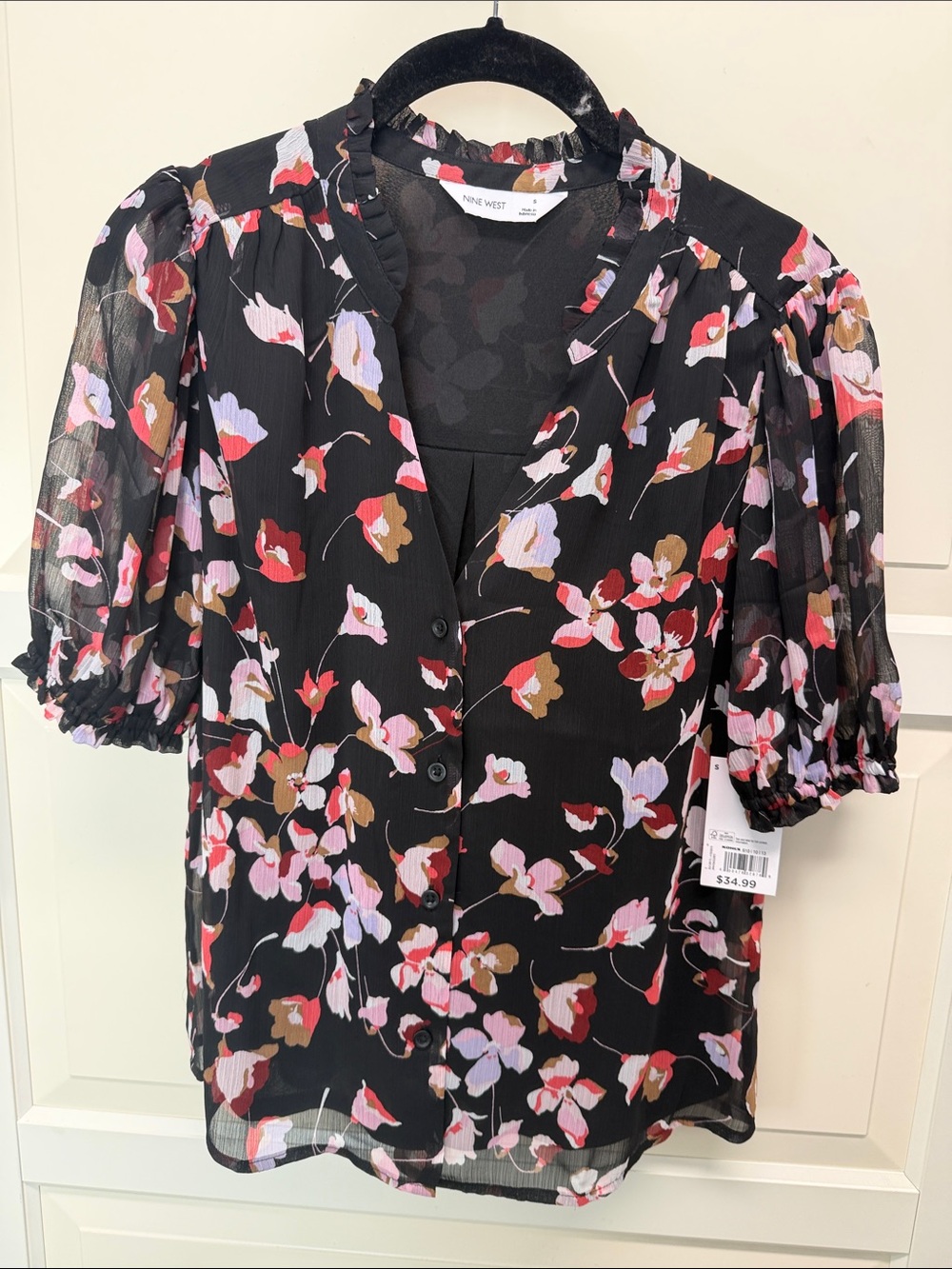 Nine West Black Floral Button-Front Puff Sleeve Top